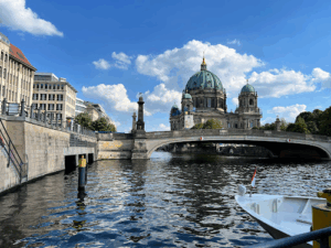 Anlegestelle Alte Börse / BWSG Berliner Wassersport und Service GmbH