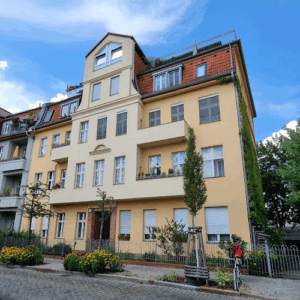 Der Firmenname ist Aktivboden Immobilien GmbH