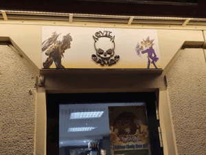 Der Firmenname lautet Evil Games