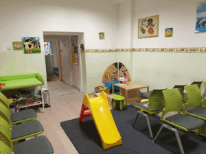 Der Firmenname lautet Kinderarztpraxis Michael Chernawski