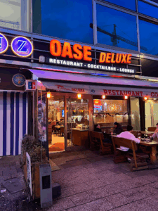 Oase Deluxe I Cocktailbar Alexanderplatz